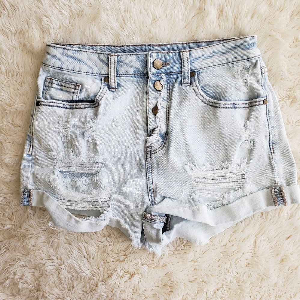 Distressed jean Shorts